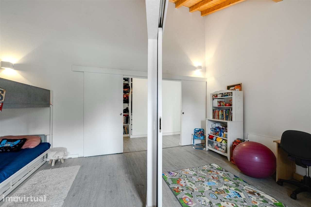Casa Luz Pérgola | Moradia T4 de Arquitetura de Autor na Igrejinha-10