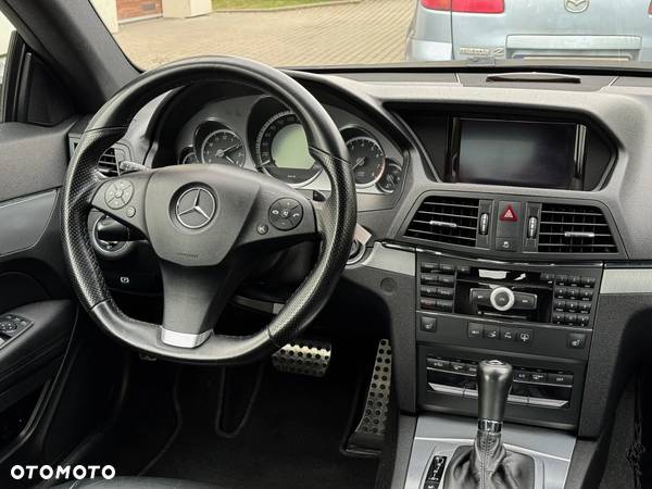 Mercedes-Benz Klasa E 350 CGI BlueEffICIENCY - 12