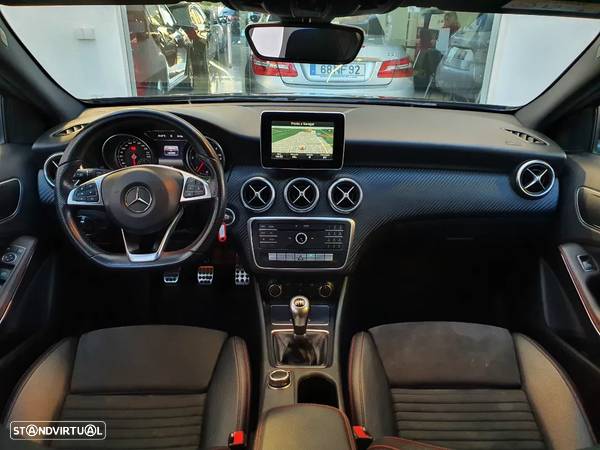 Mercedes-Benz A 200 d AMG Line - 18