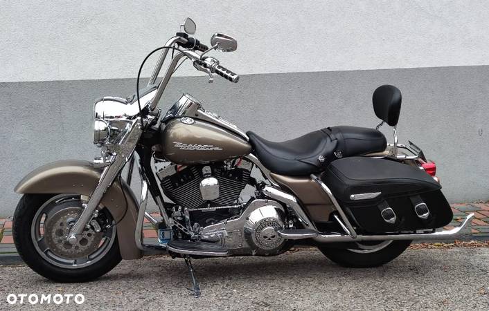 Harley-Davidson Touring Road King - 14