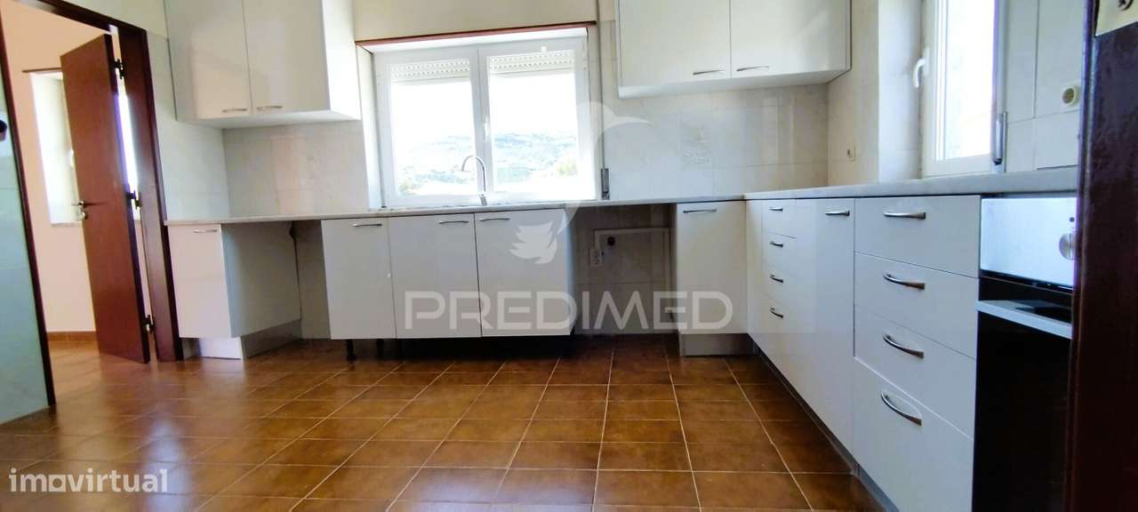 Moradia T2 Remodela em Arruda dos Vinhos - Grande imagem: 2/28