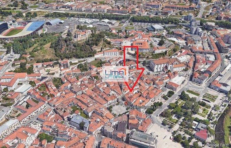 Prédio devoluto para habitação e comércio - Zona Histórica de Leiria-6