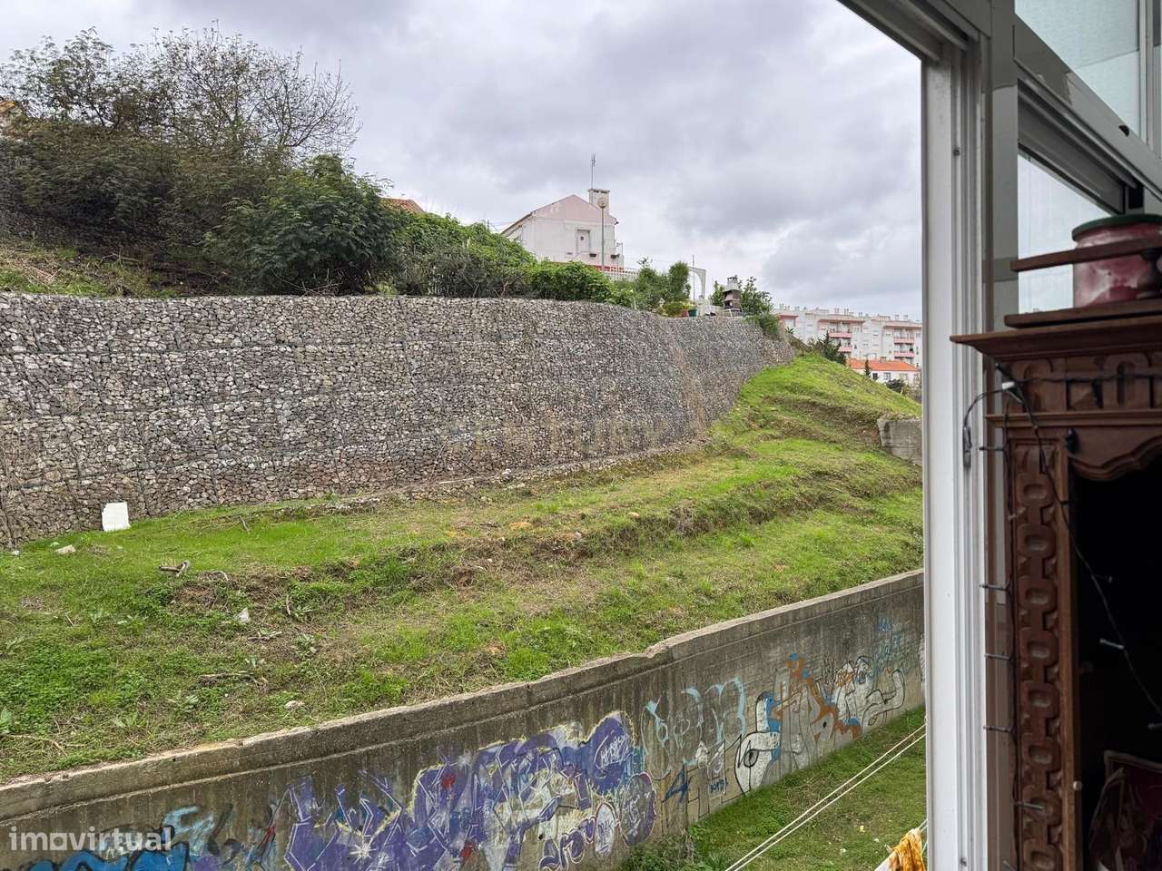 Apartamento T2 em Laranjeiro, Almada - Oportunidade Única!-9