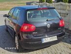 Volkswagen Golf V 1.9 TDI DPF BlueMot Trendline - 3