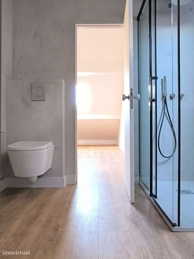 T2 Renovado com Varanda e Vista Castelo, Príncipe Real, Lisboa-7
