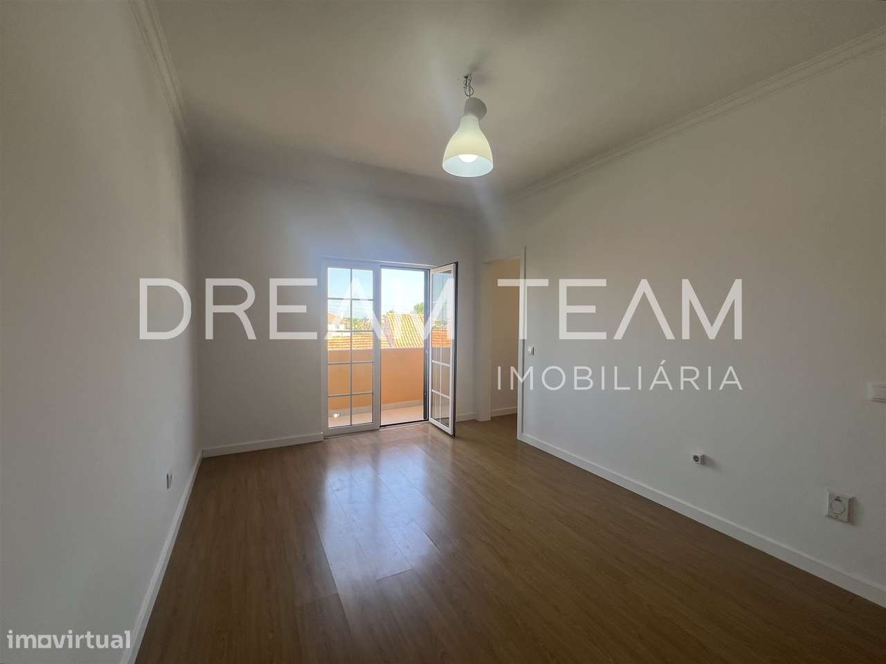 Moradia T4  com Piscina e Lote de 900 m² – Qta da Serralheira, Setúbal-13