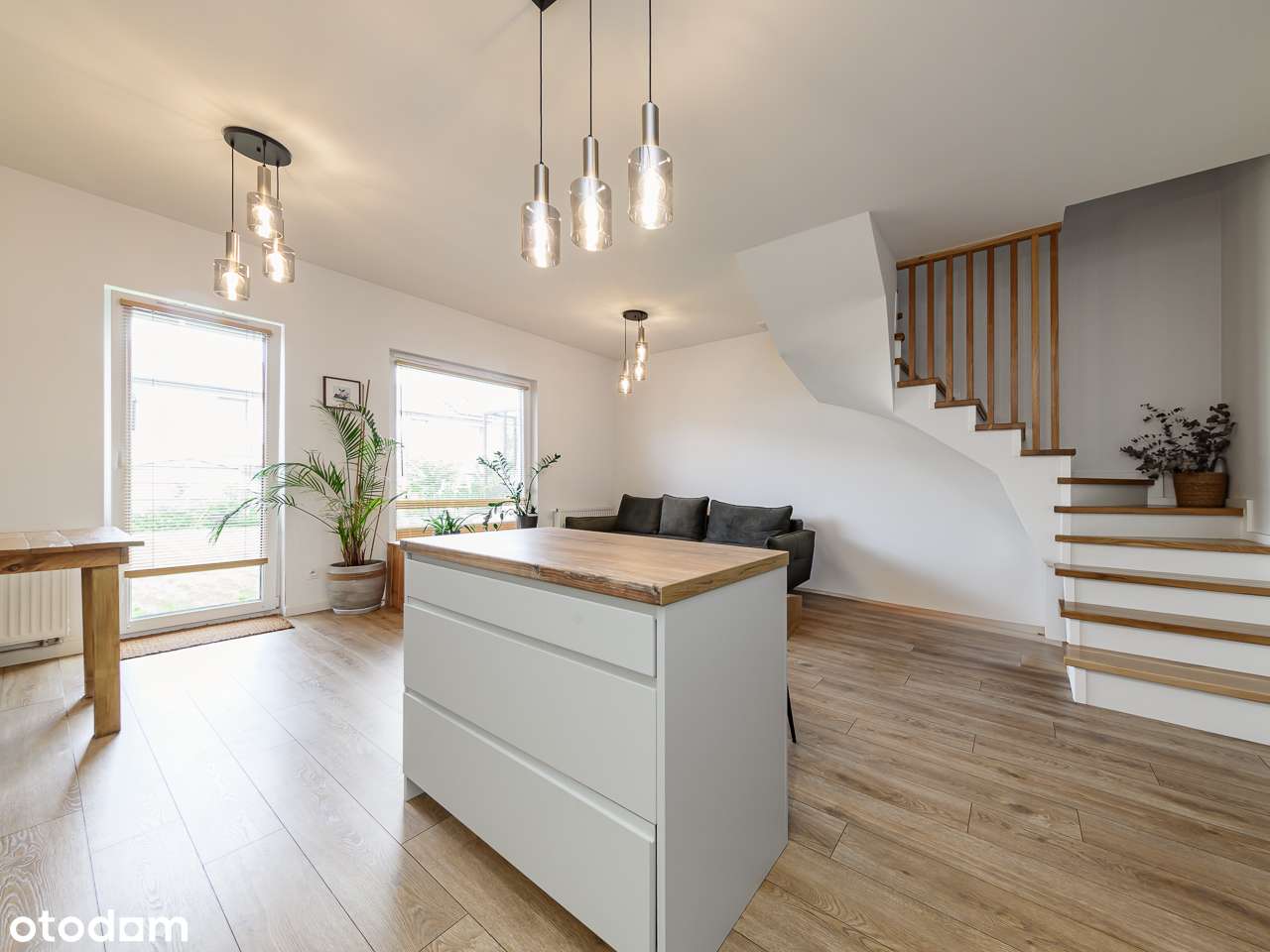 szybki dojazd do Warszawy gotowy do wprowadzenia 81 m2 ogród 75 m2-4