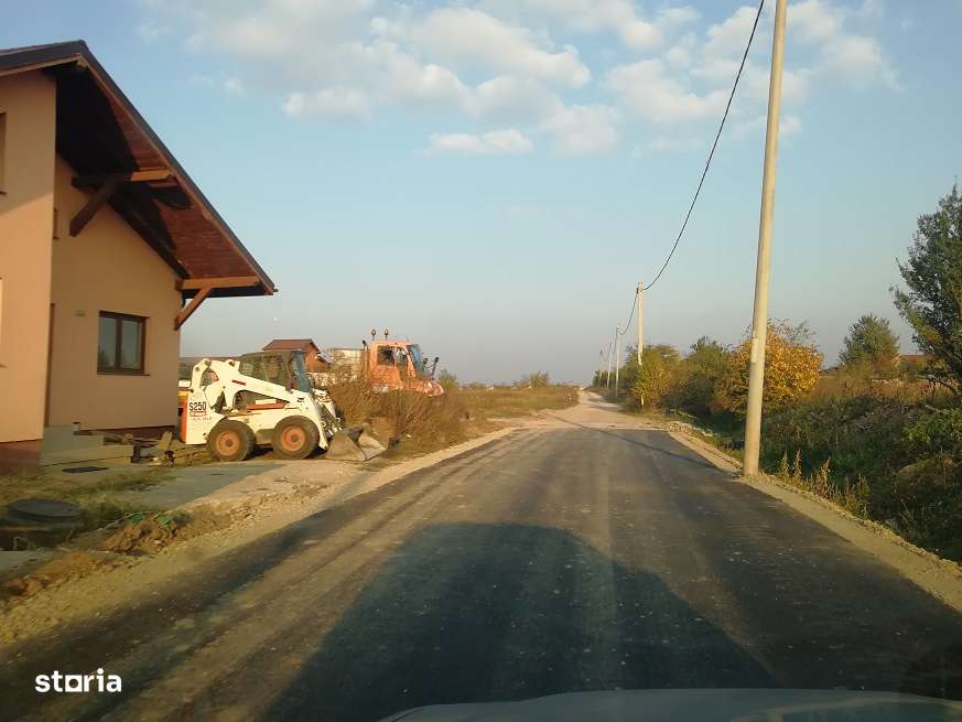 Vanzare teren Balotesti,intre case, 24000 euro-7