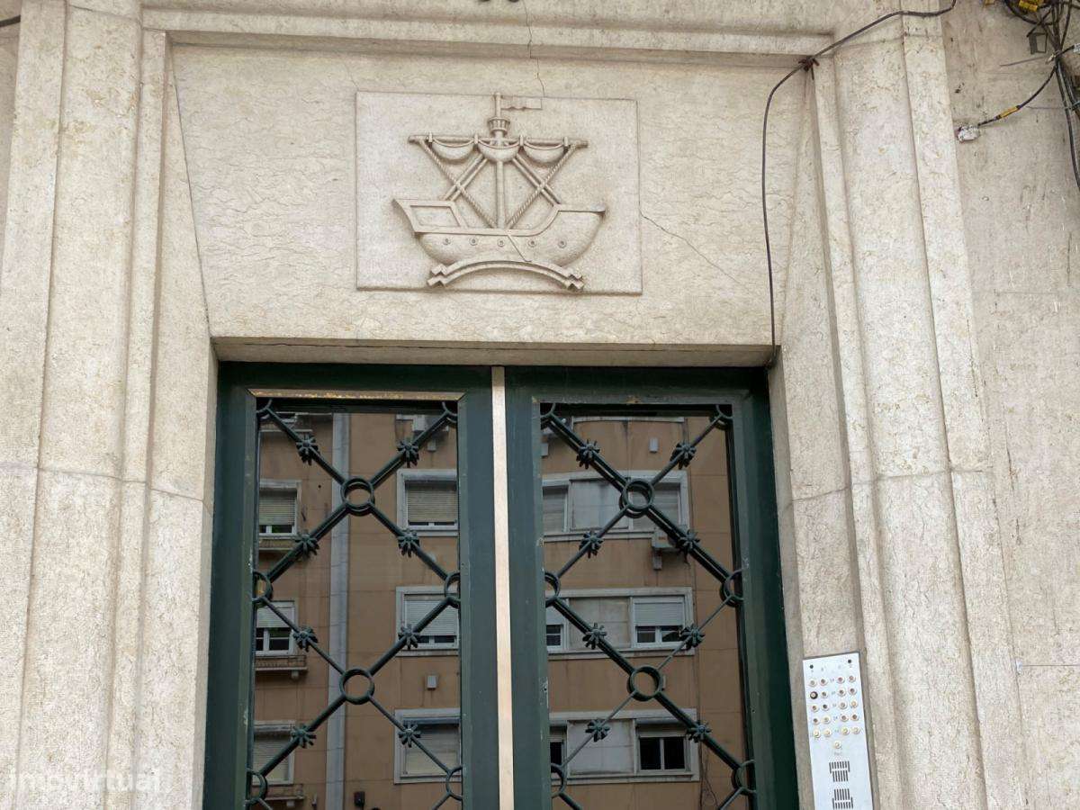 Apartamento com 1 quartos - localizado em Lisbon - Grande imagem: 2/7