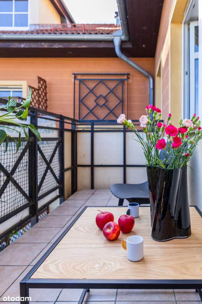 OŁTASZYN- Przestronne 2 pok. z balkonem, wśród zieleni-14