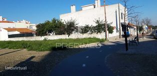 Lote de Terreno Urbano na Baixa da Banheira - Grande imagem: 2/12