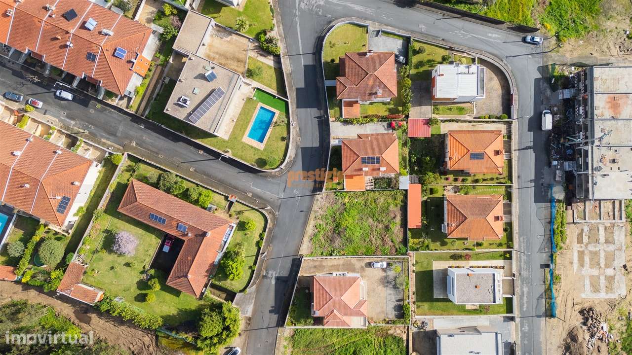 Terreno Para Construção  Venda em Celeirós, Aveleda e Vimieiro,Braga - Grande imagem: 2/14