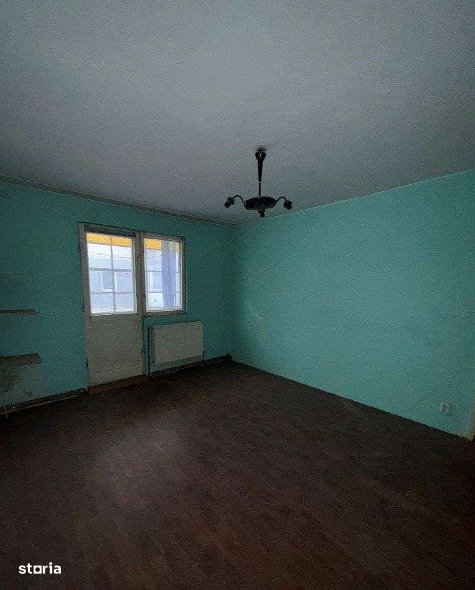 Sibiu, Zona Vasile Aron Apartament-3 camere 58 mp utili, etaj 2/4-8