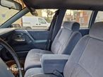 Buick Century 3.1 Custom - 21