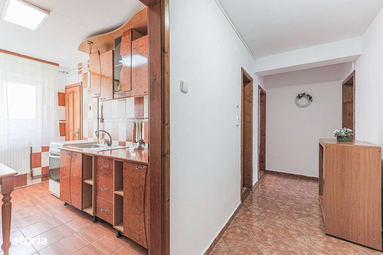 Apartament 2 camere, decomandat, 64 mp, etaj 4/4 - Imagine principală: 4/10
