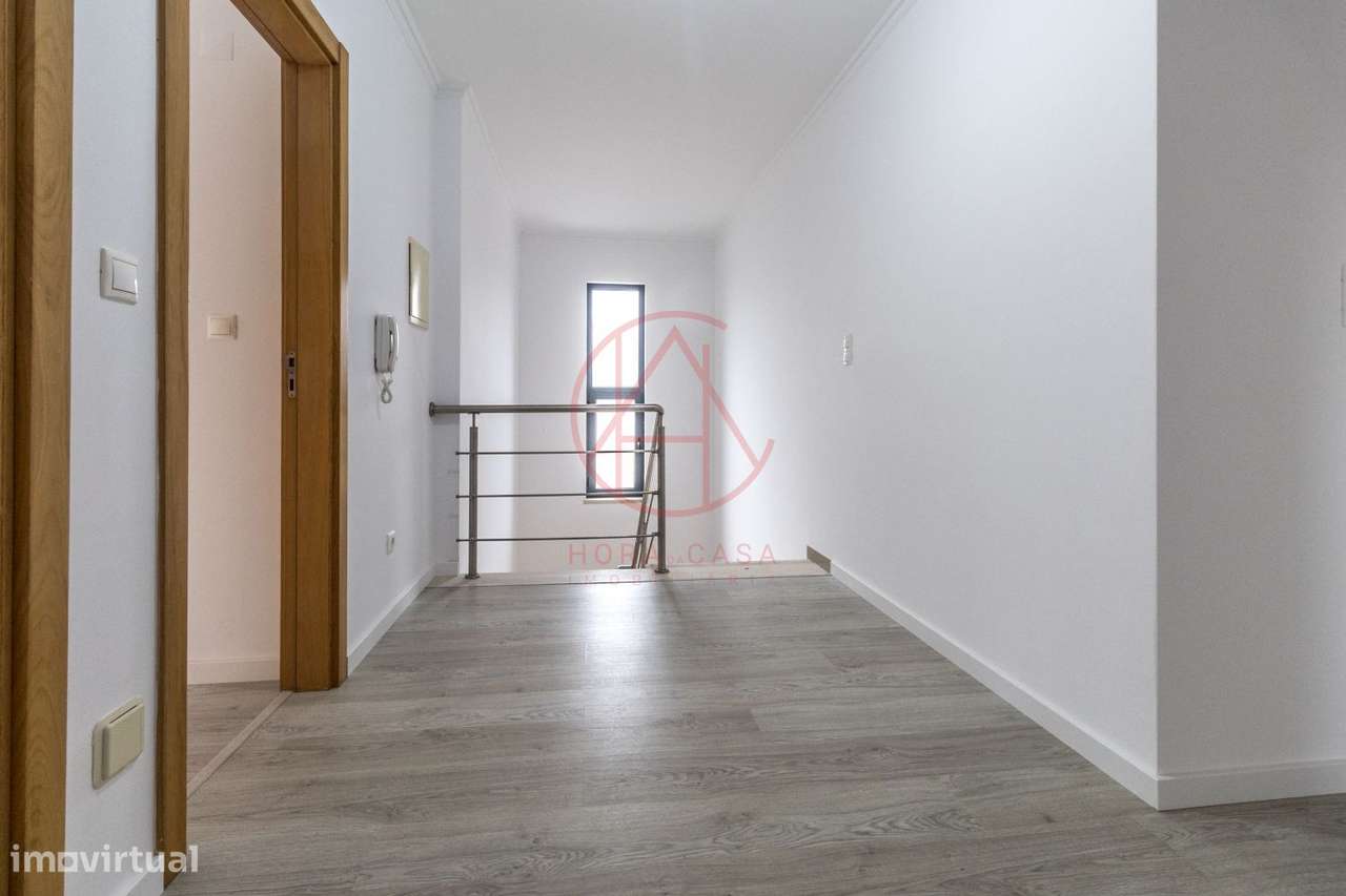 Moradia T5 Feijó-25