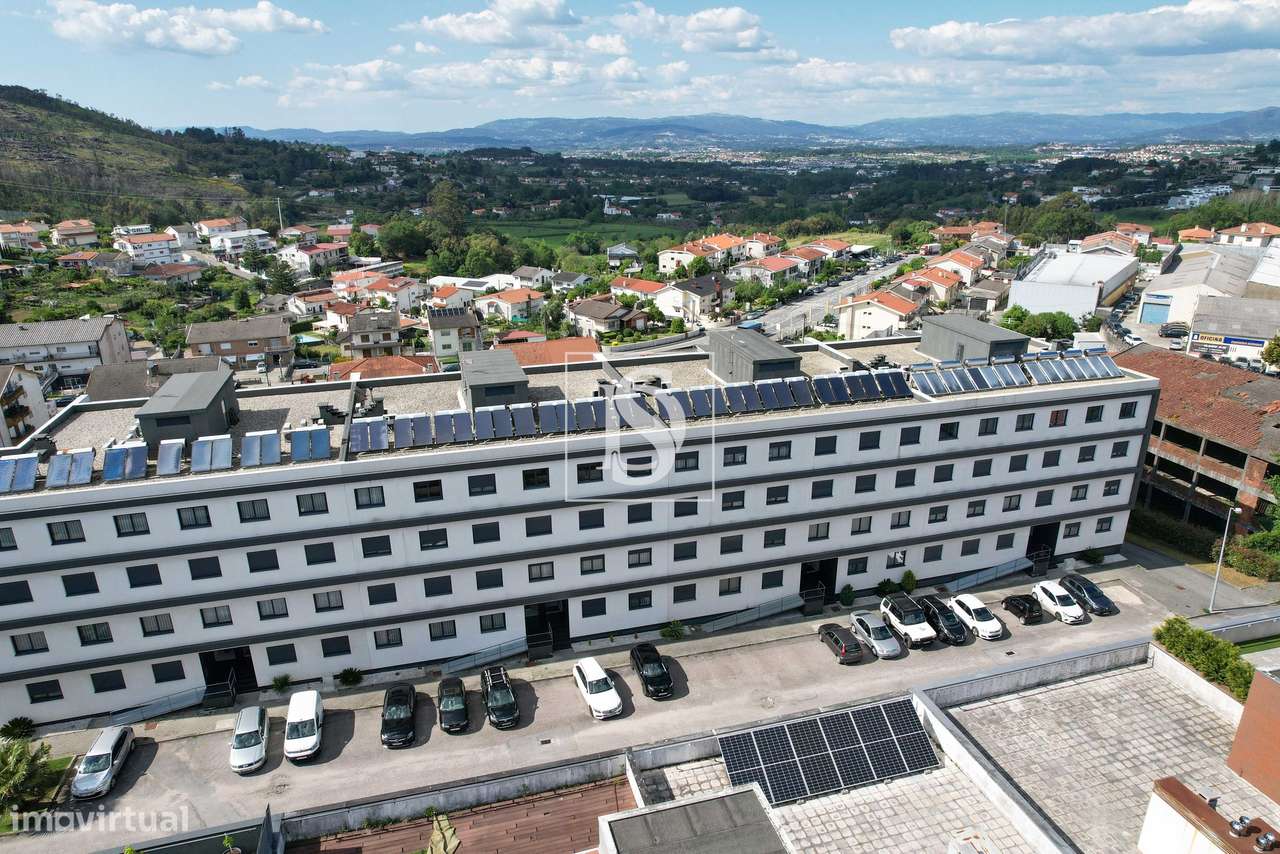 Apartamento T3 Varanda  de 20m², equipada com churrasqueira em Ferreir - Grande imagem: 2/34