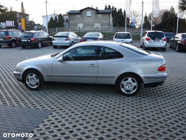 Mercedes-Benz CLK 320 - 8