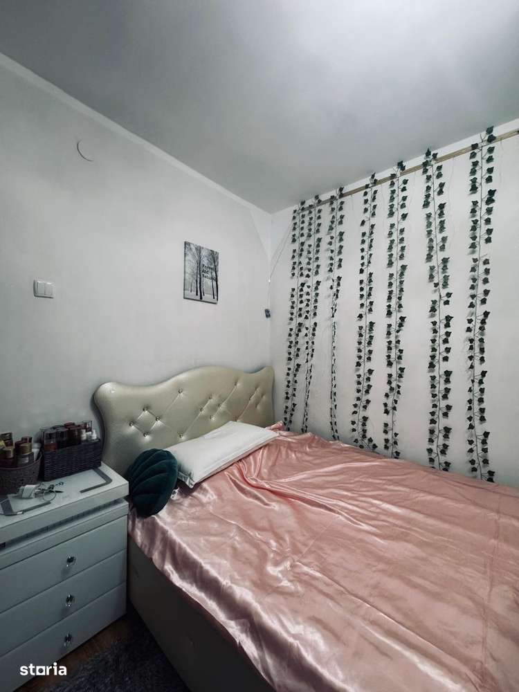 AV667 Apartament 3 camere, decomandat, etaj 2, 68mp, zona Lunei-3