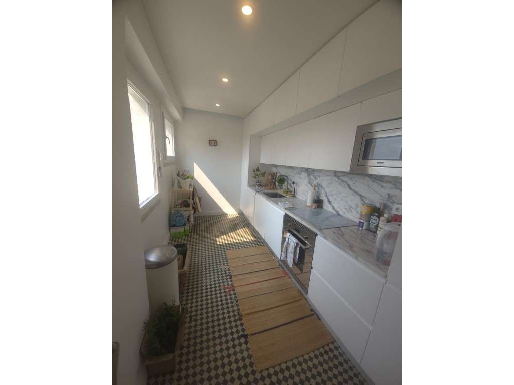 Apartamento T3 em Campo de Ourique-9