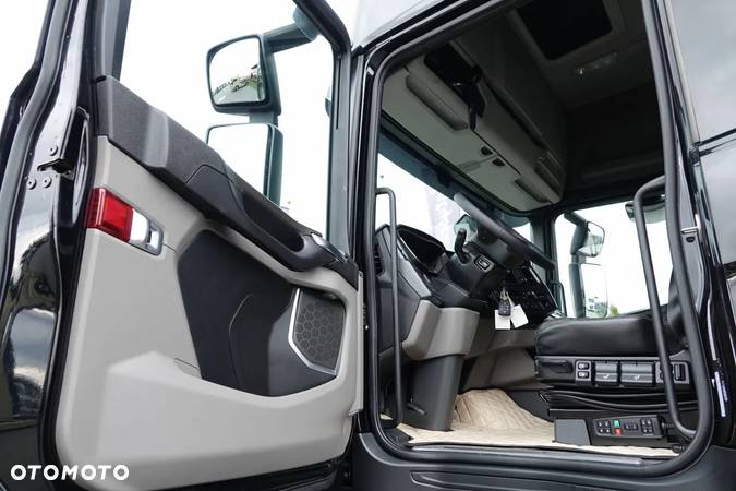 Scania S 500 / PUSHER / 6x2 / OŚ PODNOSZONA I SKRĘTNA / RETARDER / SKÓRY / 70 TON - 21