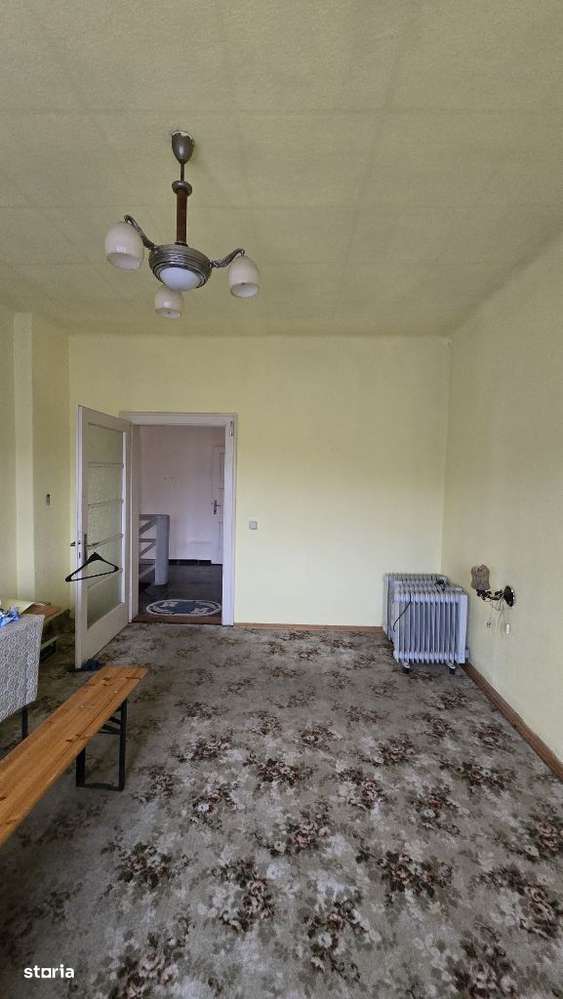 Casă în zonă semicentrală - Imagine principală: 5/10