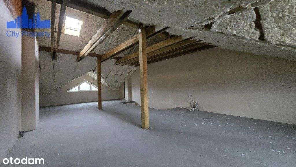 Bliźniak z garażem, poddaszem - media, klima!-8