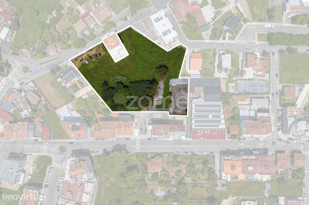 Terreno com capacidade construtiva no centro de São João da Madeira - Grande imagem: 3/14
