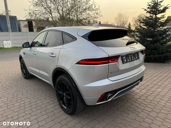 Jaguar E-Pace 2.0 i4D AWD R-Dynamic - 11