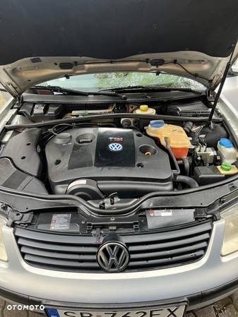 Volkswagen Passat 1.9 TDI - 17