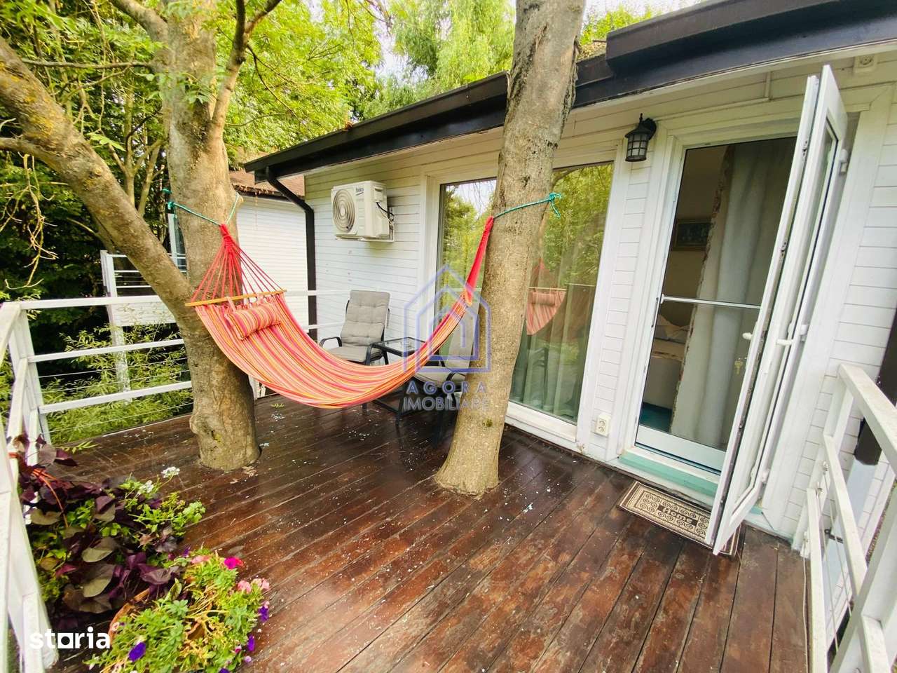 Teren central de vânzare-0