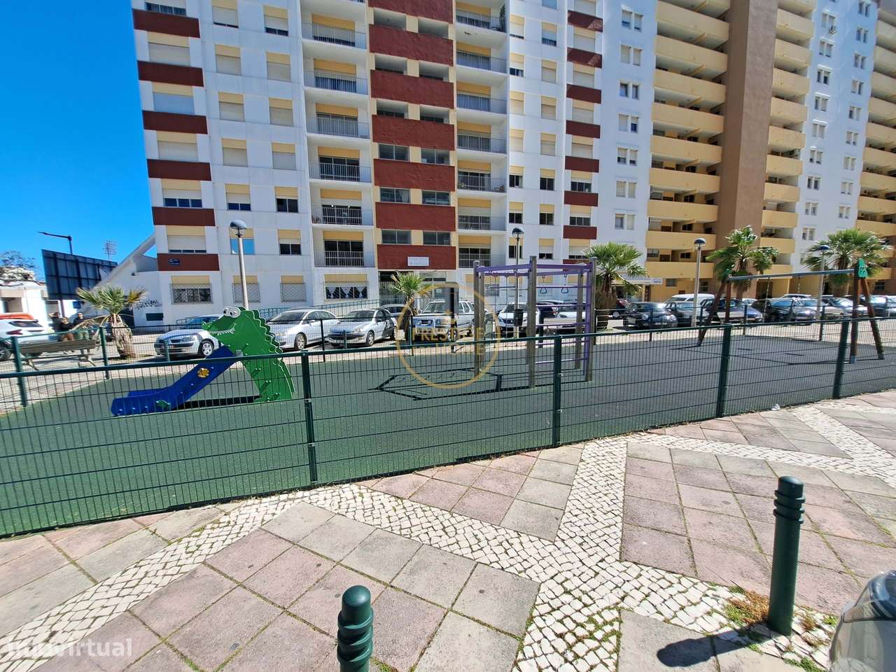 APARTAMENTO T3 EM LOCALIZAÇÃO CENTRAL  - FARO-6