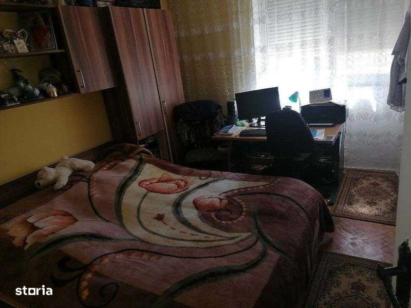 Vand apartament 3 camere,zona stadion-bulevard in Lipova,jud.Arad - Imagine principală: 4/8