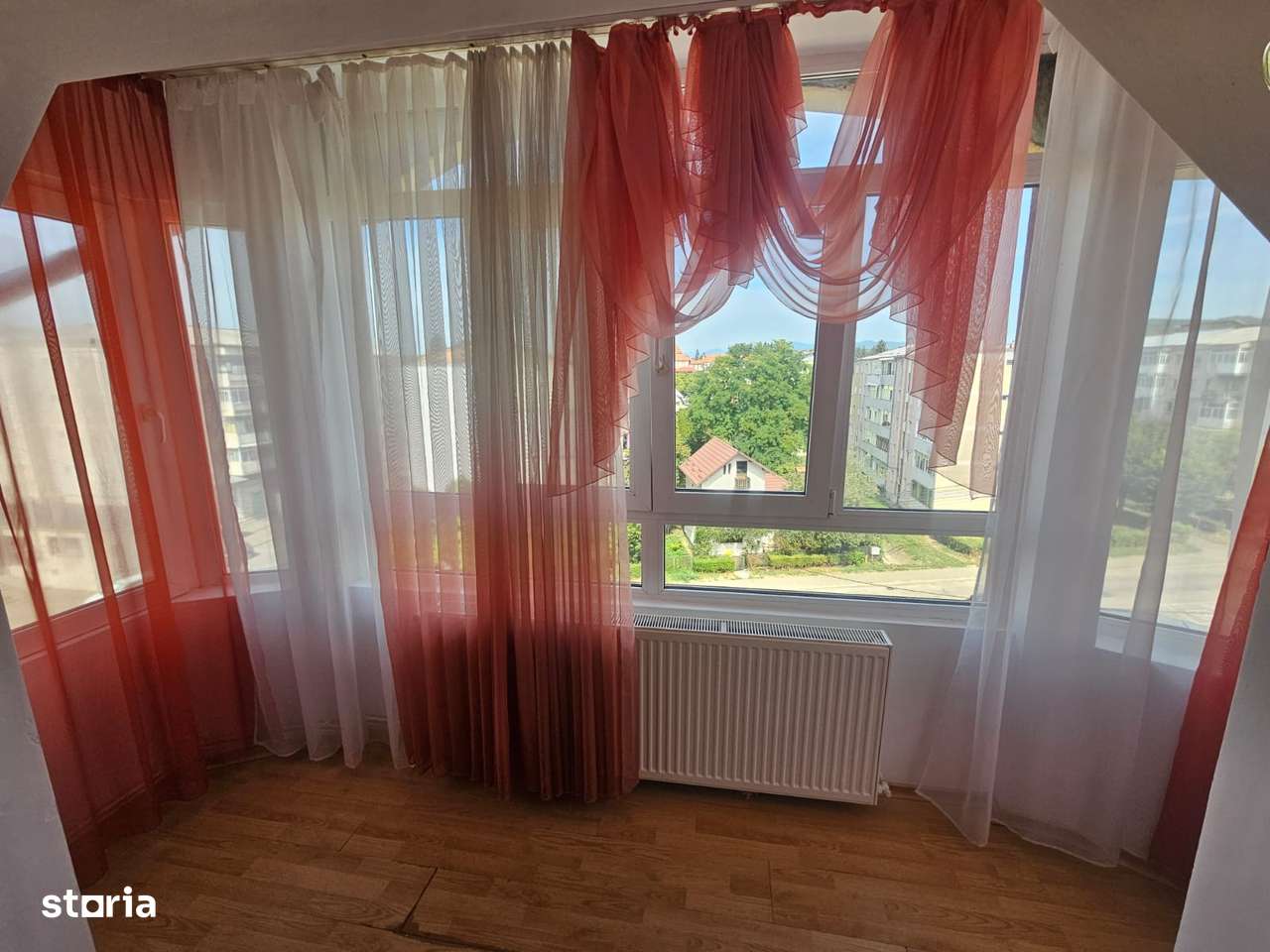 Apartament cu două camere de închiriat în Curtea de Argeș. - Imagine principală: 5/8