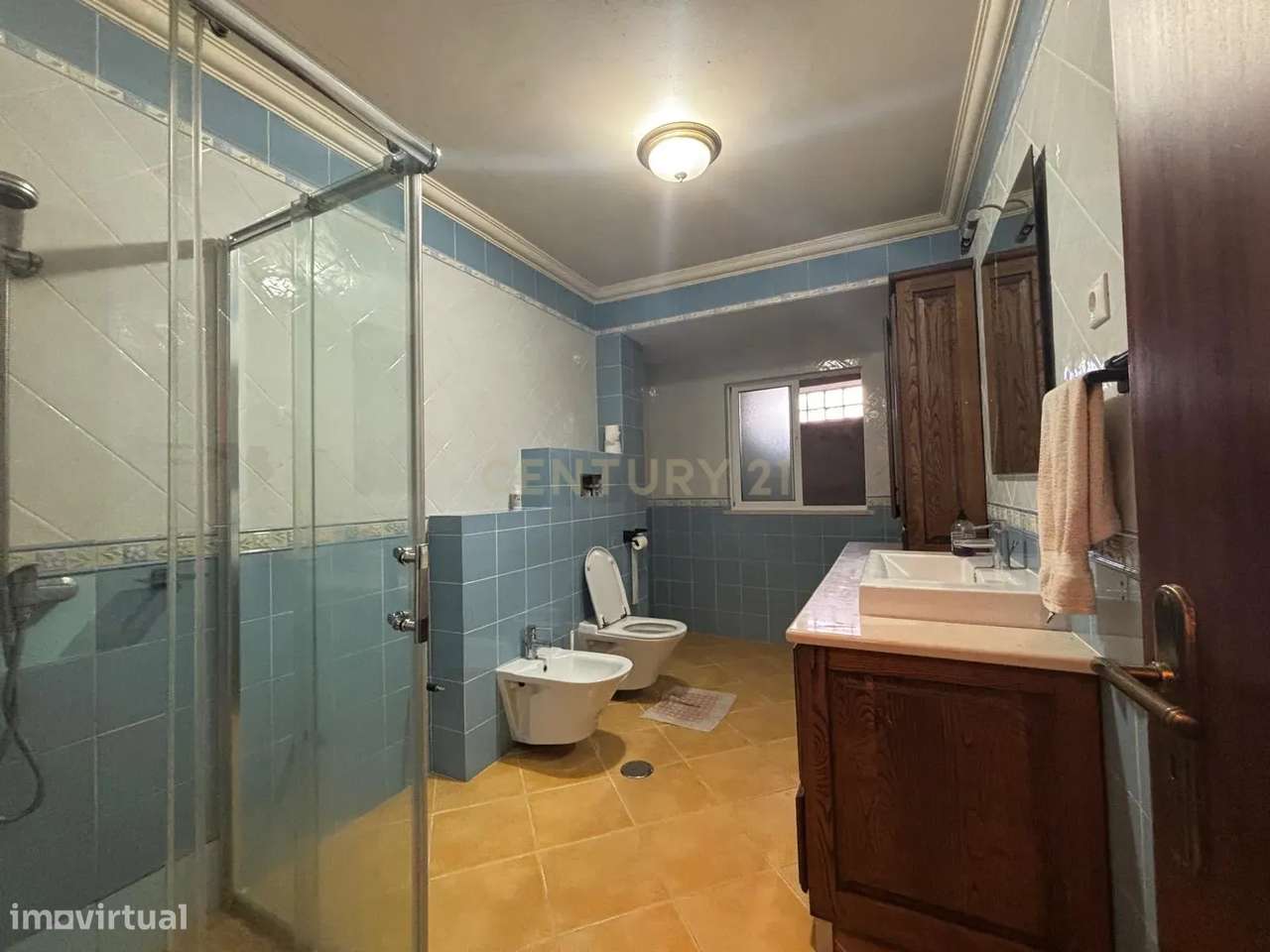 Moradia T5 com Jardim e Vista para o Rio em Venda de São José, Alberga-13