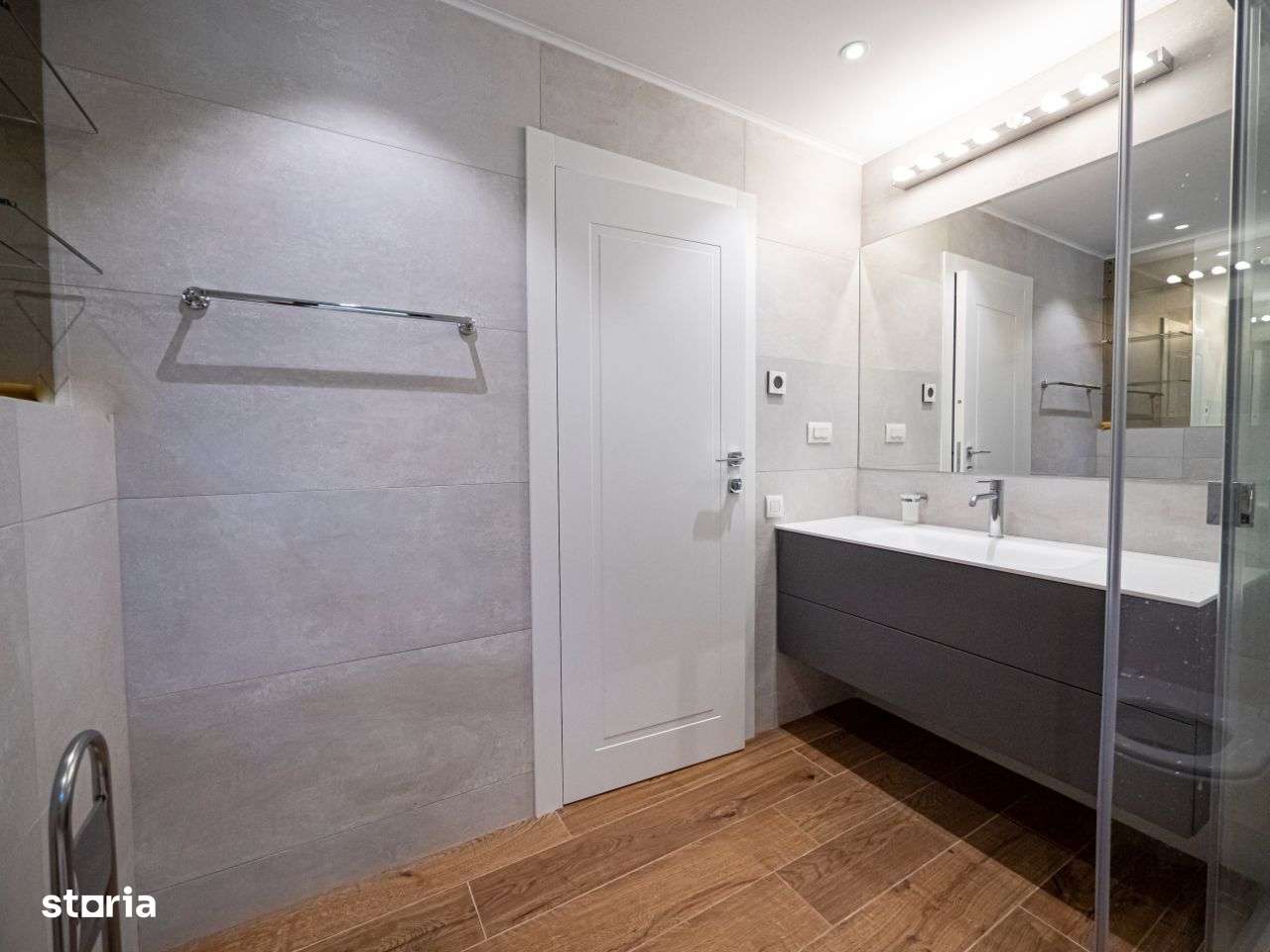 Vanzare - O proprietate magnifica cu gradina in Cartierul Francez-12