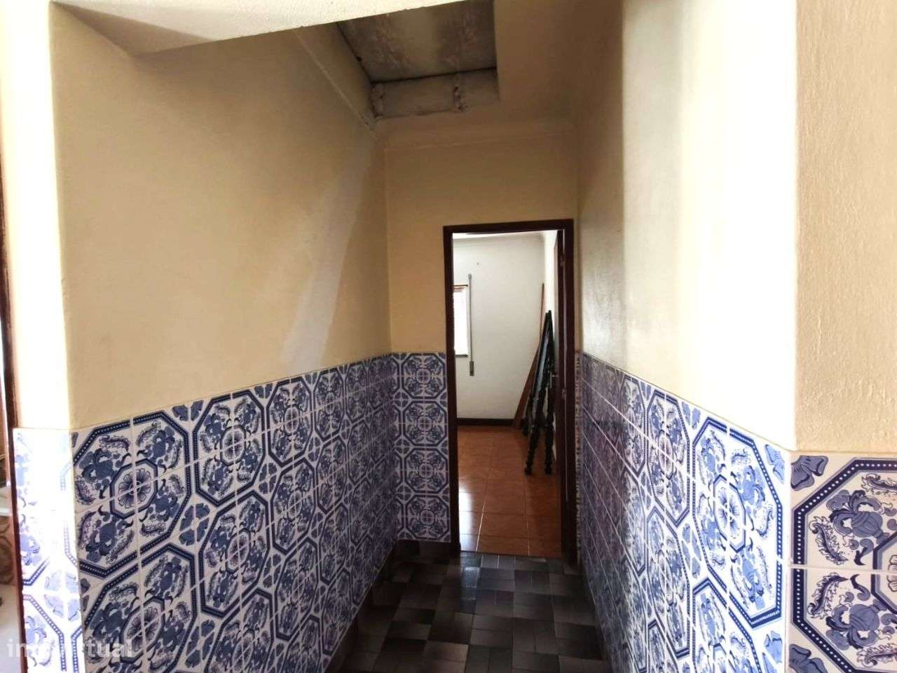 Apartamento T3+T2 com garagem, Amieirinha-Marinha Grande-12