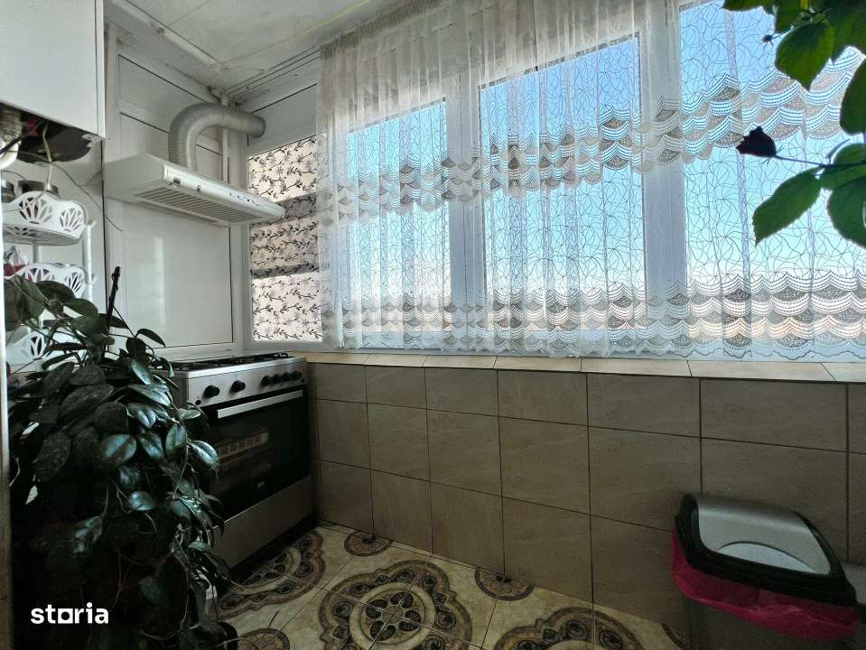 Apartament luminos 3 camere, 2 bai, parcare-17