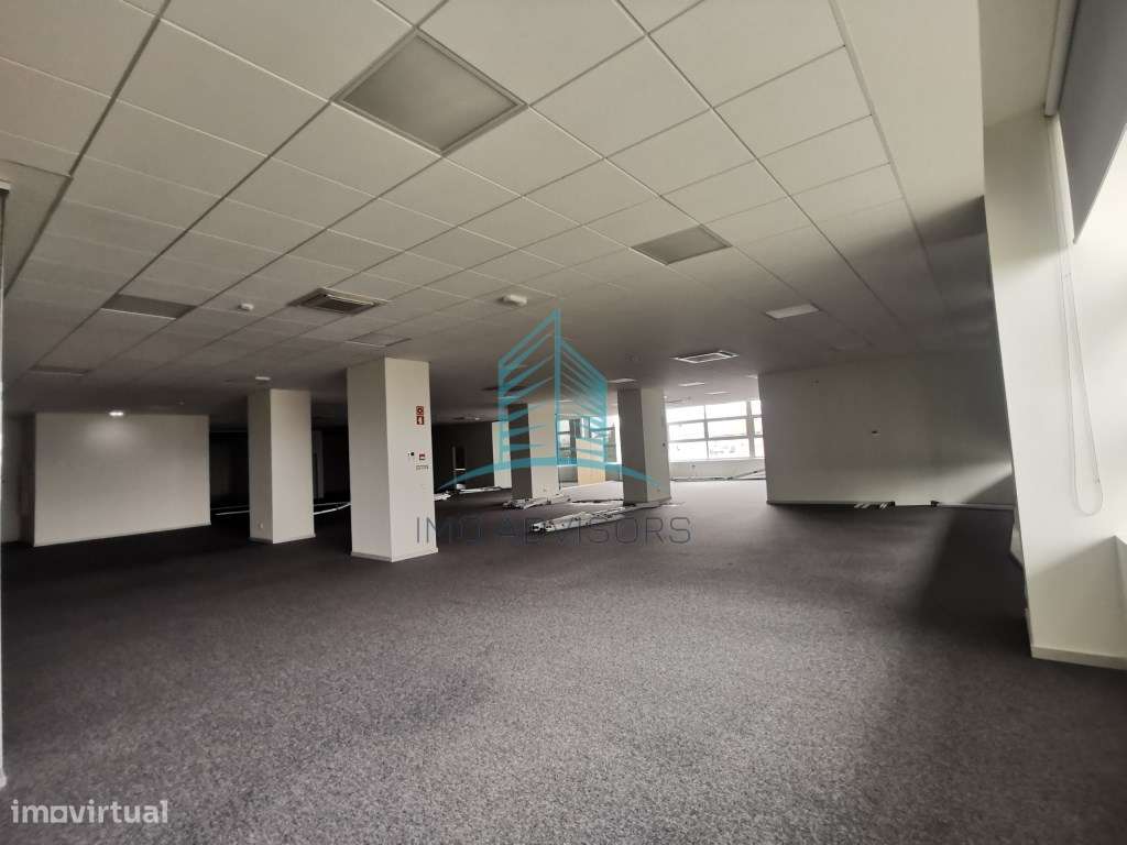 Escritórios com áreas desde 444 m2, junto à Camara Municipal da Maia. - Grande imagem: 3/15