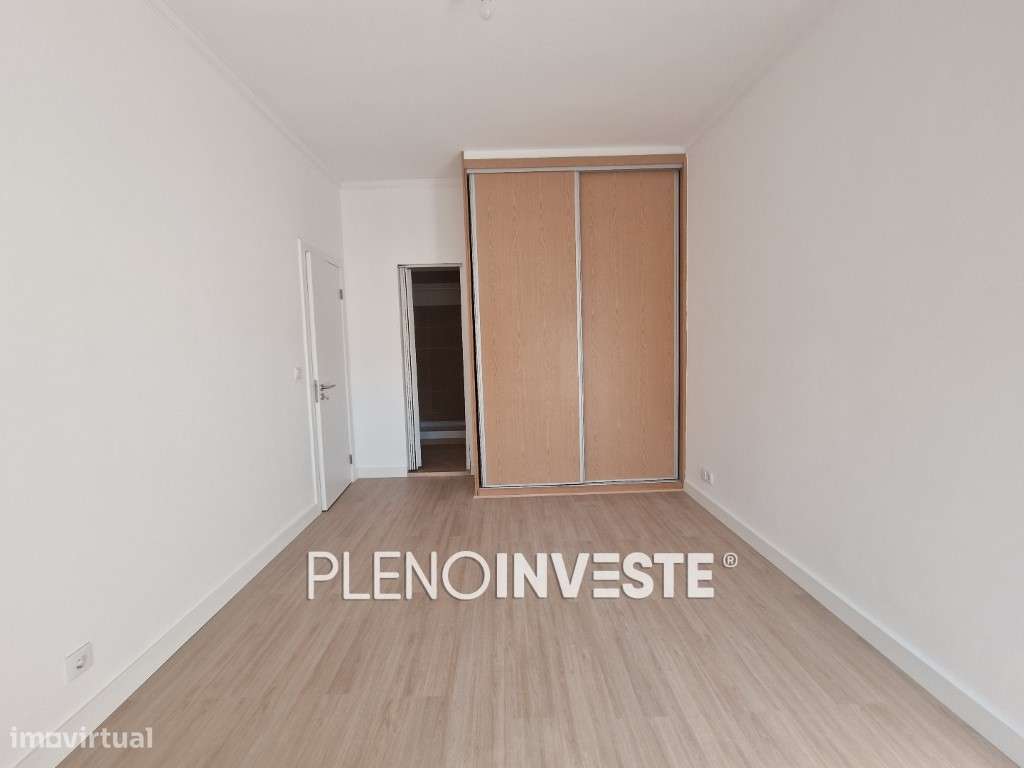 T3 nas Paivas, Amora Próximo do Jardim e da Baía do Seixal-4