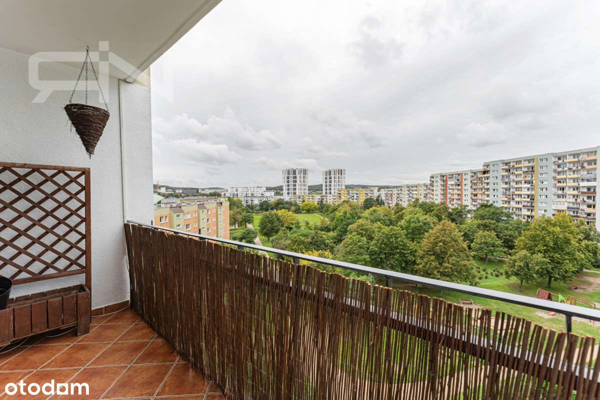 Trzy pokojowe mieszkanie w budynku z windą-14