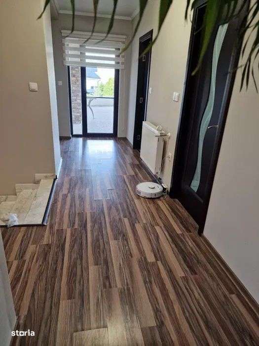 Unirii - Vanzare casa 5 camere - Strada Agricultorilor - Imagine principală: 4/10