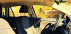 Volkswagen Golf VI 1.6 TDI Highline - 13