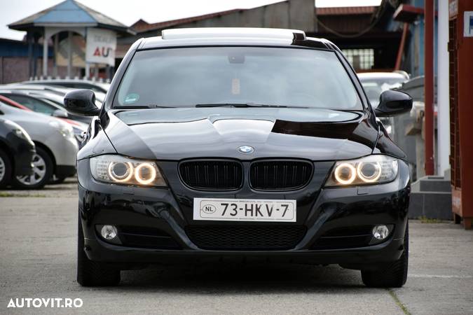 BMW Seria 3 - 24