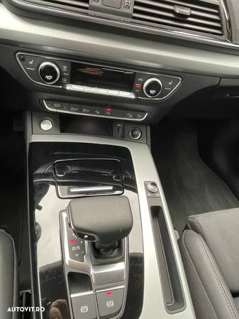 Audi Q5 40 TDI quattro S tronic S line - 29