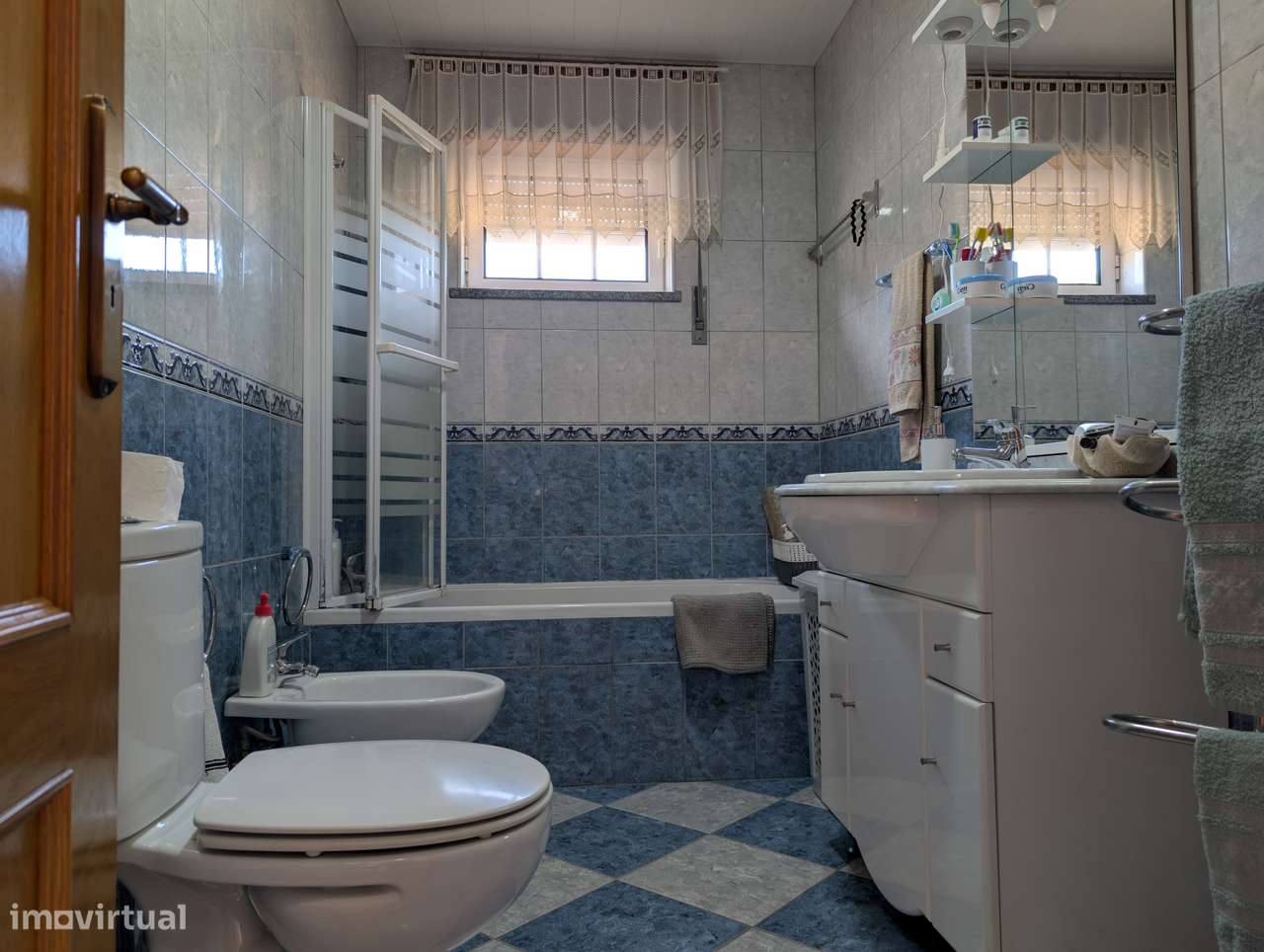 Moradia Geminada T3 + Escritório em Ferreirim - Lamego-18