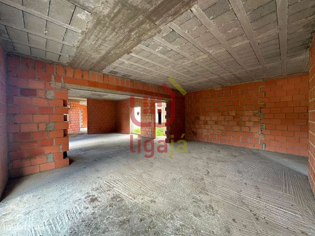 Moradia T6 em construção!-18