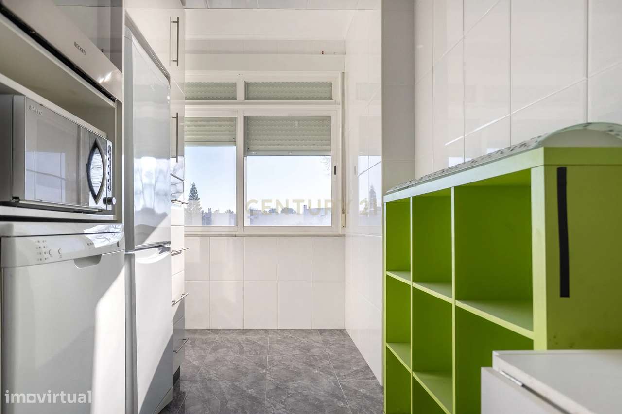 APARTAMENTO | 2 Quartos | 1 Casa de Banho | Renovado | Arrecadação | �-41