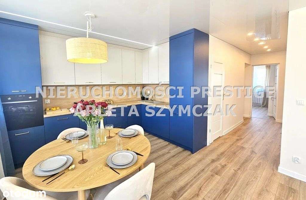 Nietypowy Układ Mieszkania, M-6 Ul. Miodowa-0