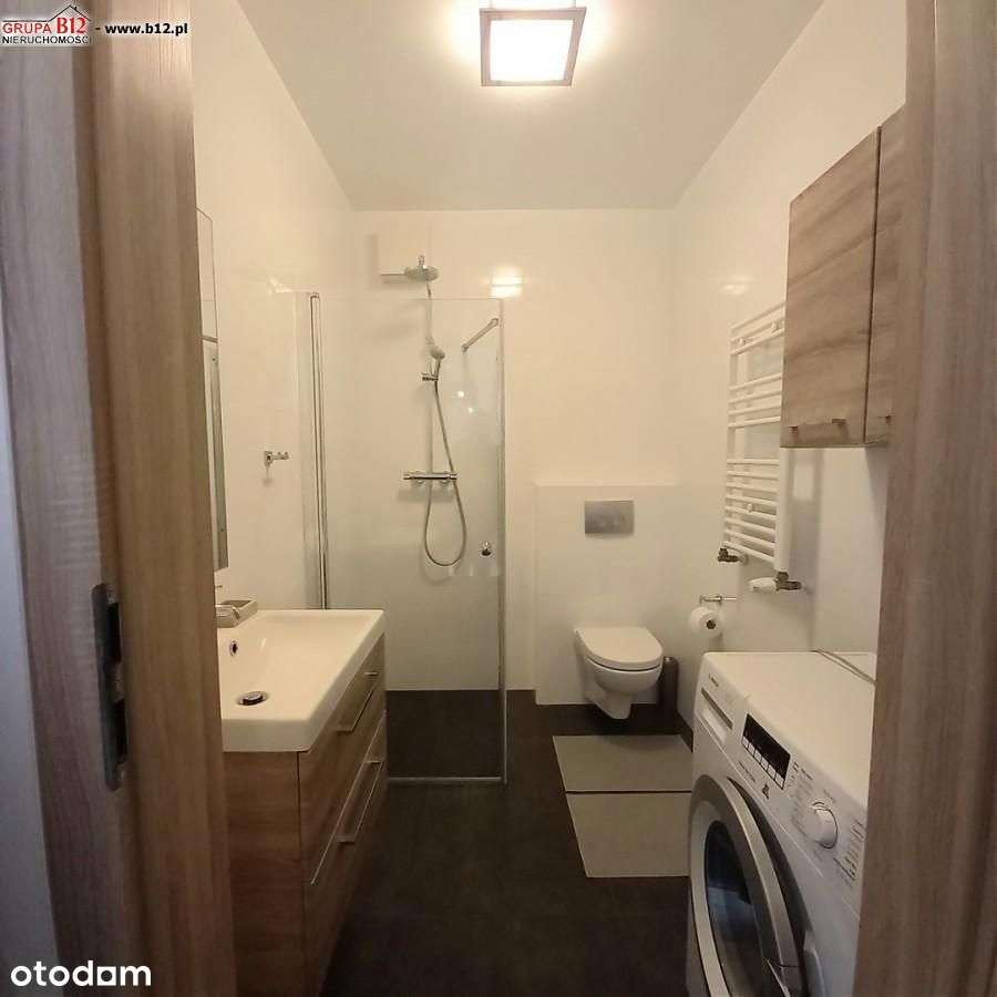 Agh-okolice, Azory / 2-niezależne pokoje, 2016r.-4